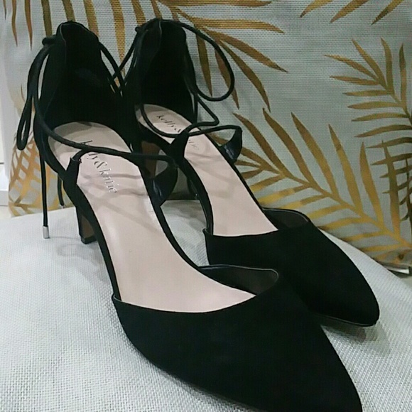 Kelly & Katie - Picture 1 of 5